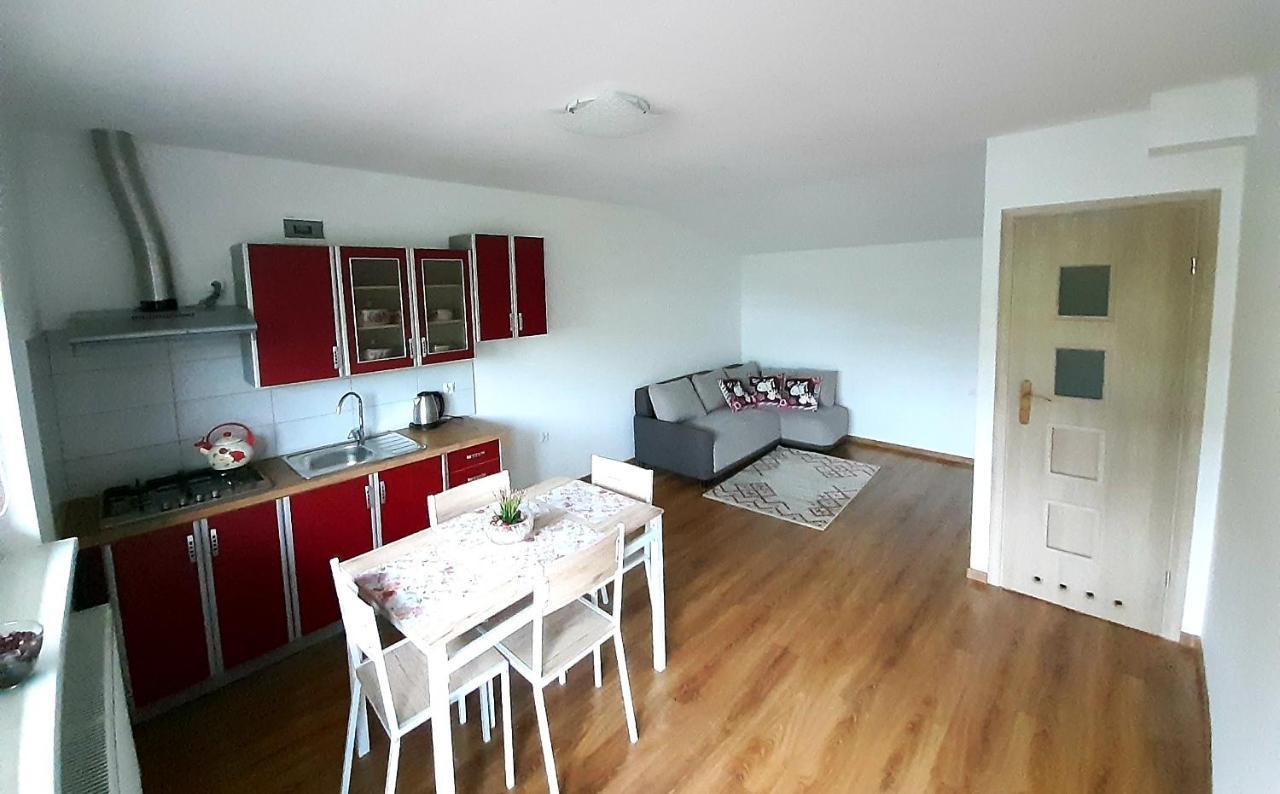 U Gorala Tadzia Villa กรินีซา ดรอยจ์ ภายนอก รูปภาพ